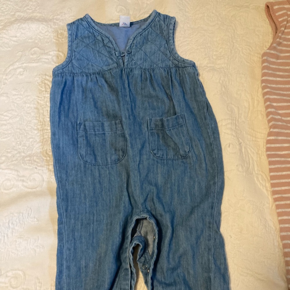 Old Navy chambray overalls baby girl 12-18 months